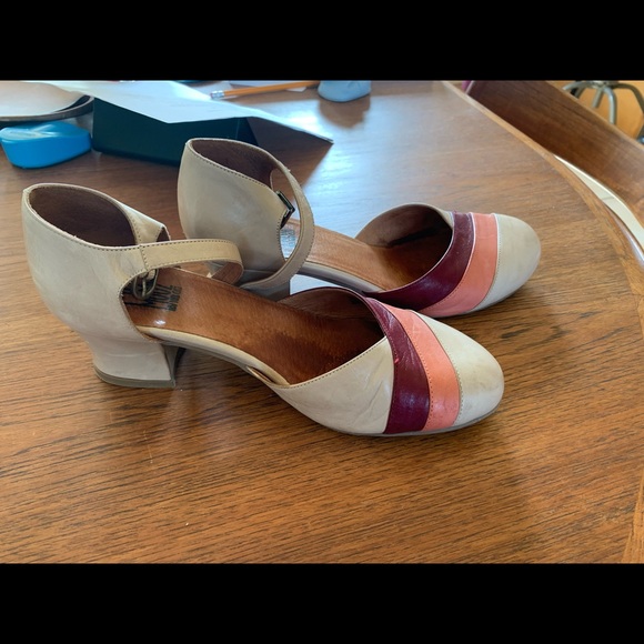 Miz Mooz size 7.5-8 beautiful shoe; leather. - Picture 2 of 5